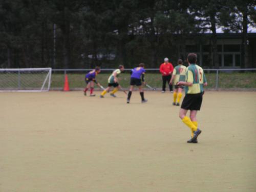 MENs 2s vs SAFFRON WALDEN - NOVEMBER 2008 - photo 16 (pictures\pict9992.jpg)